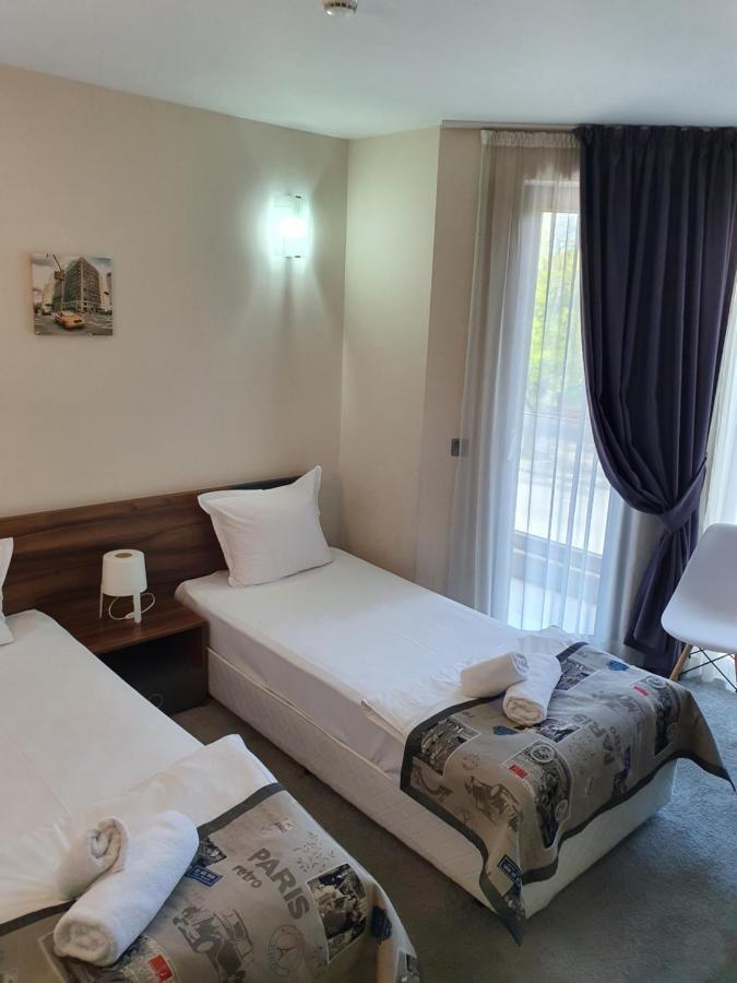 Family Hotel Novel City Бургас Экстерьер фото