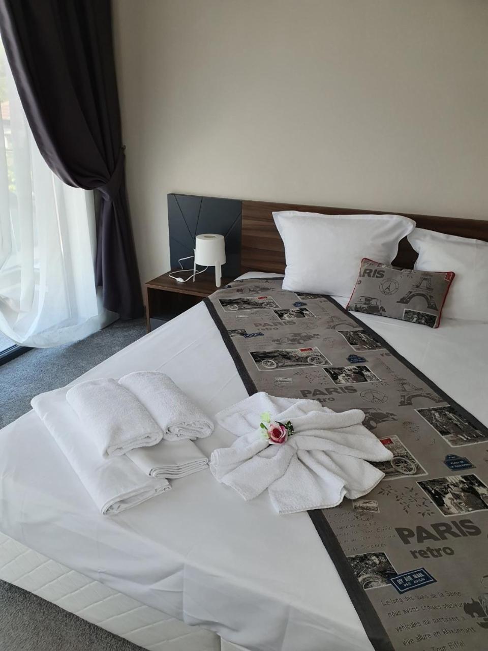 Family Hotel Novel City Бургас Номер фото