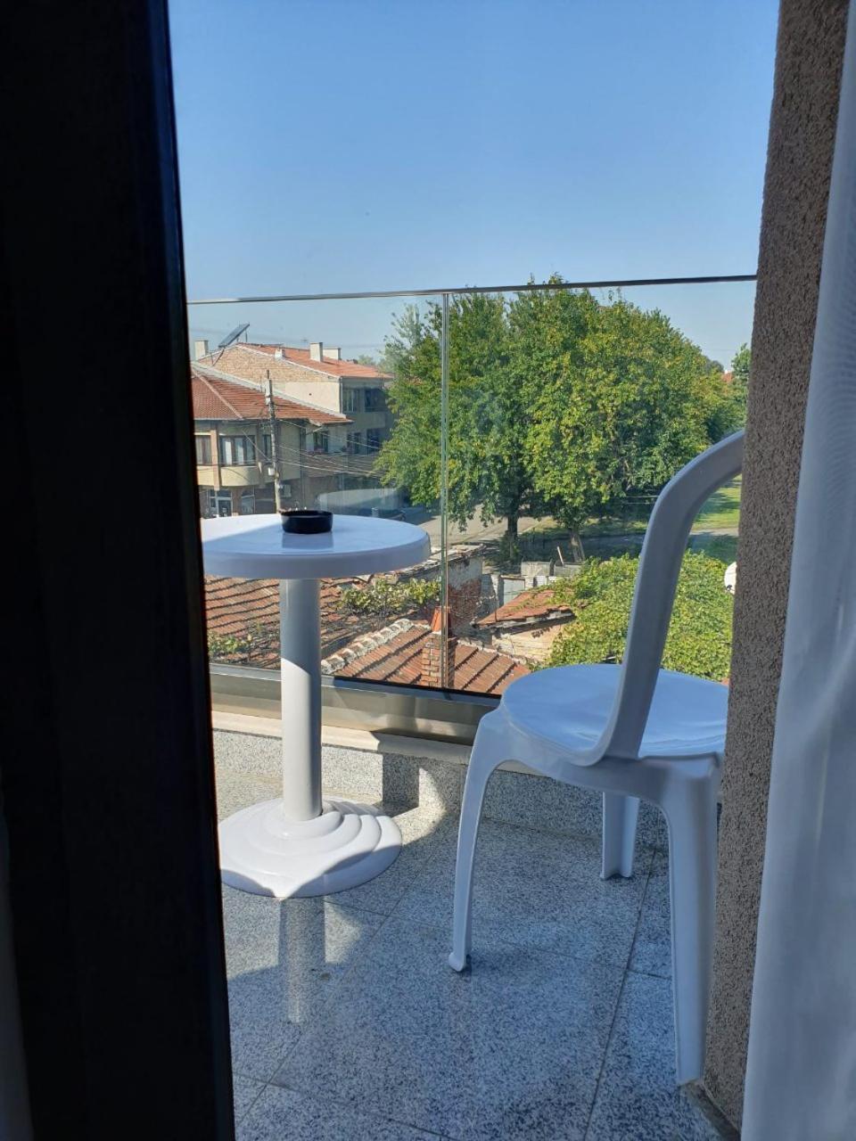 Family Hotel Novel City Бургас Номер фото
