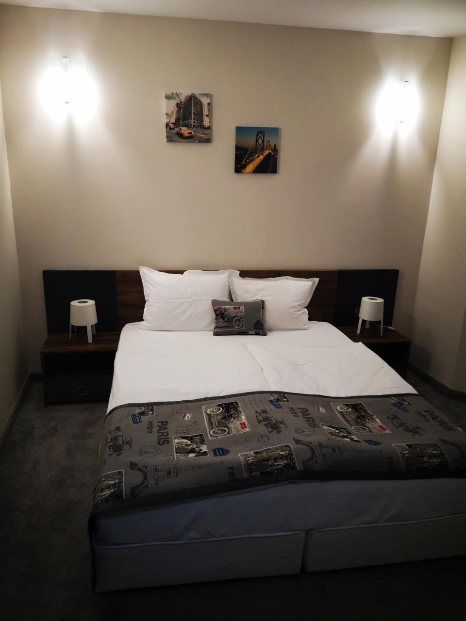 Family Hotel Novel City Бургас Экстерьер фото