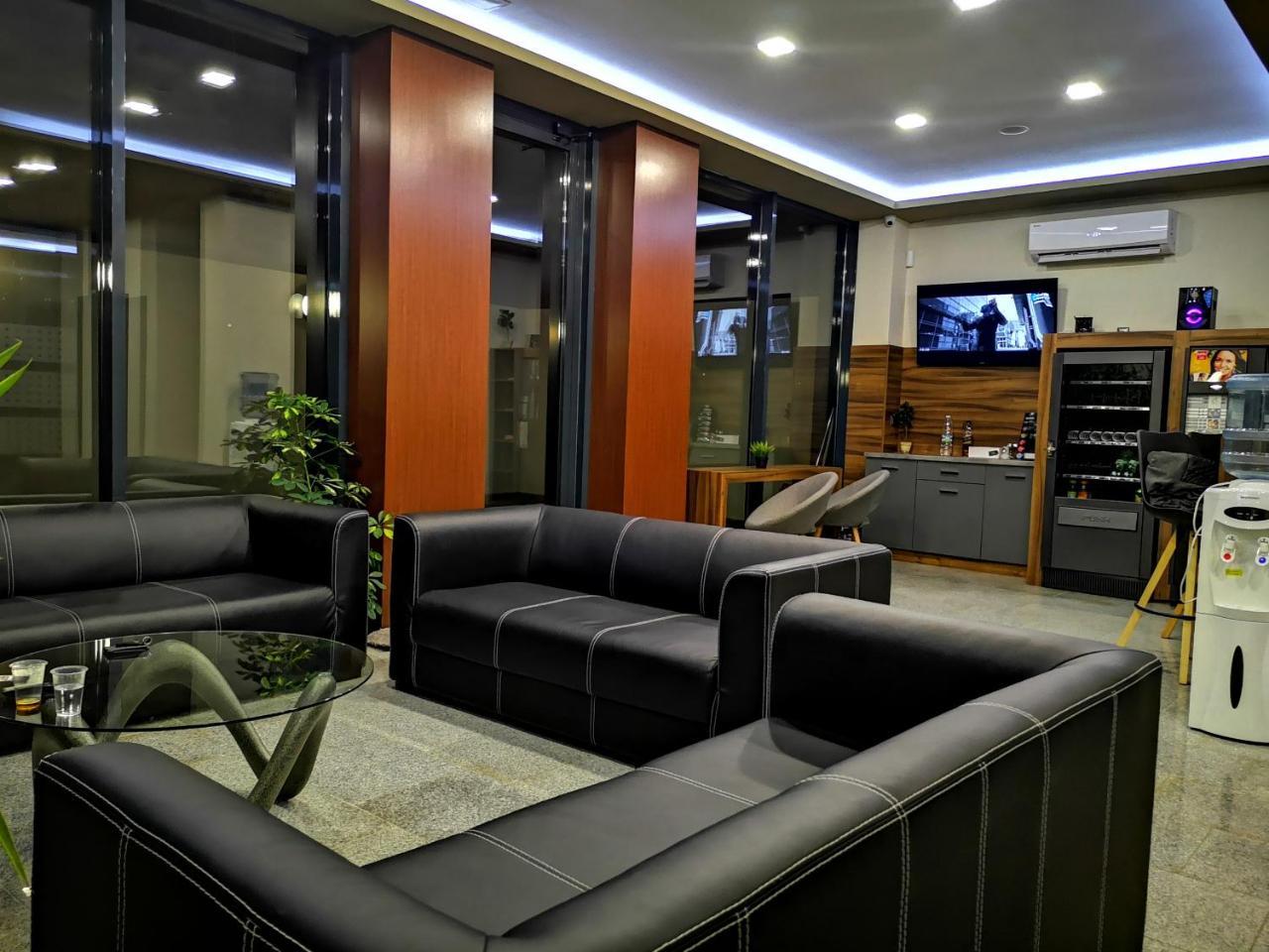 Family Hotel Novel City Бургас Экстерьер фото