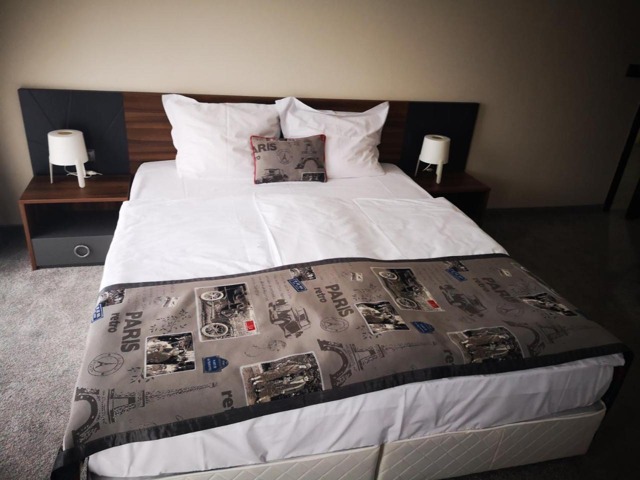 Family Hotel Novel City Бургас Экстерьер фото