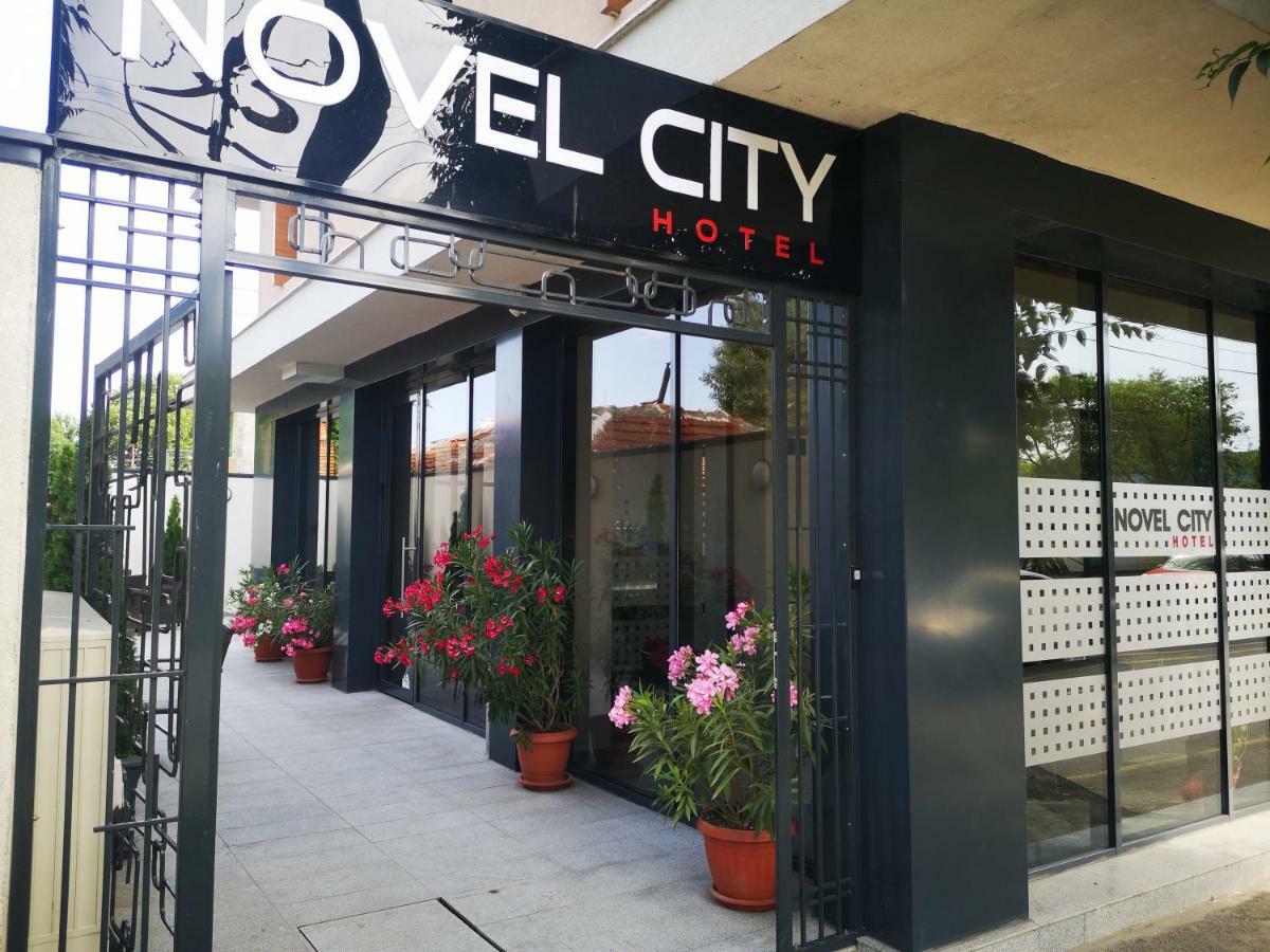 Family Hotel Novel City Бургас Экстерьер фото