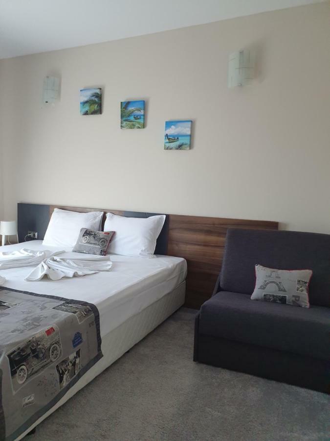 Family Hotel Novel City Бургас Номер фото